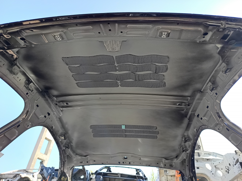 Metal roof Alfa Romeo Giulia 17-24 without sunroof, on the body, dent