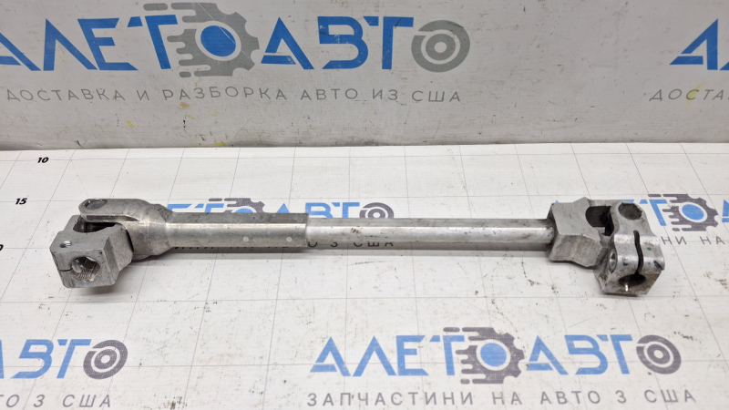 Steering cardan shaft BMW 3 F30 12-18 RWD chipped, hole dented