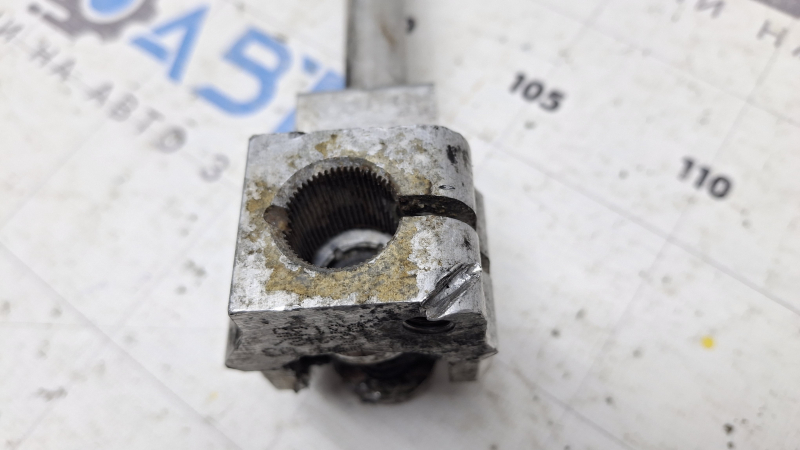 Steering cardan shaft BMW 3 F30 12-18 RWD chipped, hole dented