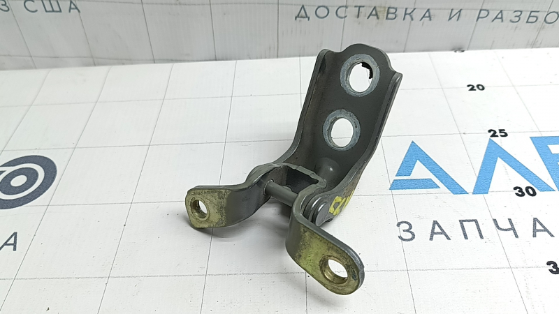 Door hinge lower front left Chevrolet Equinox EV 24-26