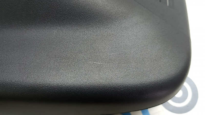 Chevrolet Equinox EV 24-26 interior mirror cover, black, scratches