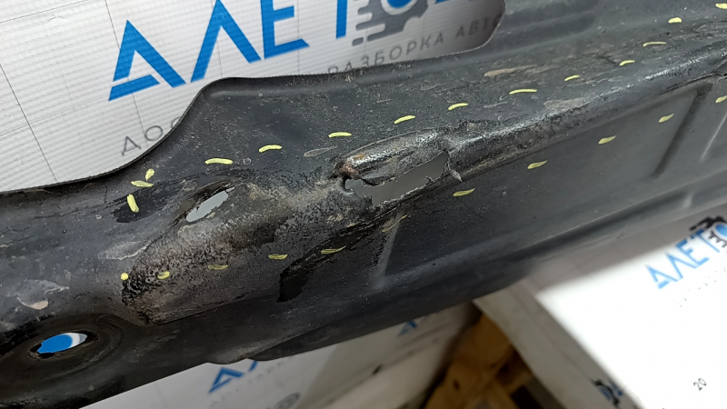 Left underbody protection for Jeep Cherokee KL 19-23, tears