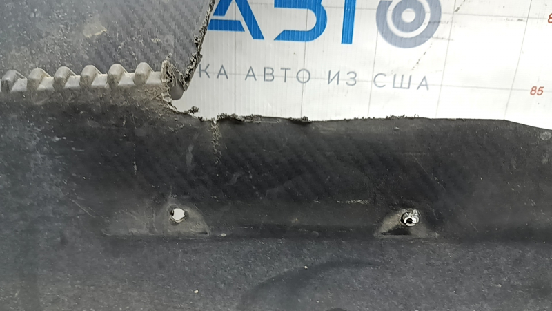Chevrolet Equinox EV 24-26 rear bumper lower lip trim, no fragment, not factory holes