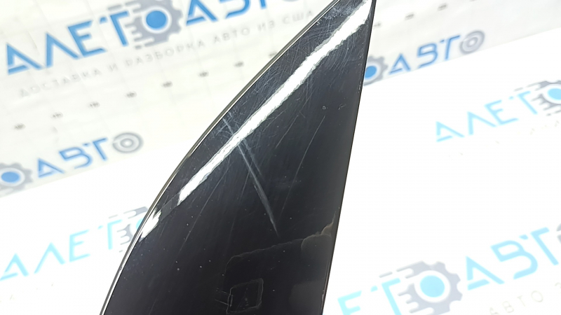 Right rear fender molding Chevrolet Equinox EV 24-26 scratches, tear