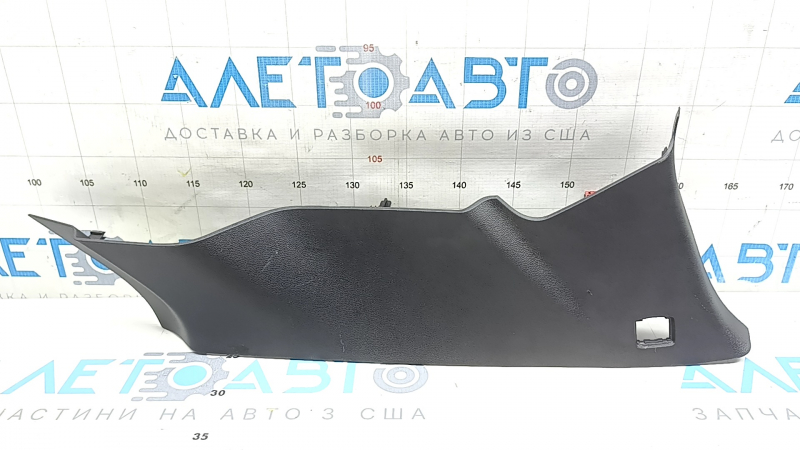 Right trunk arch trim trim Chevrolet Equinox EV 24-26 scratches, cracks