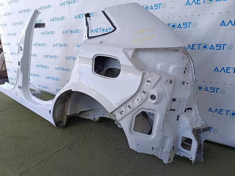 Quarter wing rear left Ford Edge 19-24 sawed off with central pillar, white, ends