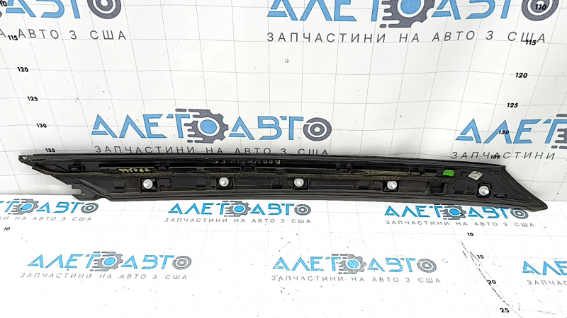 Right front pillar molding Nissan Rogue 21-26, gloss black, dried out seal, worn