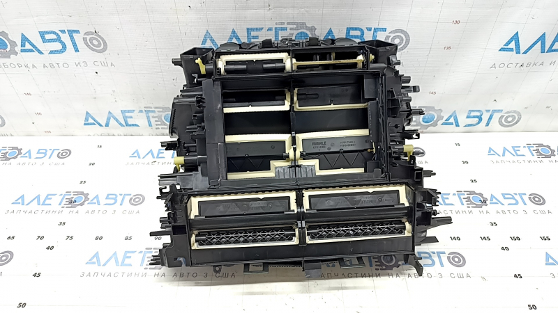 The heater body is bare BMW X7 G07 19-26 without actuators