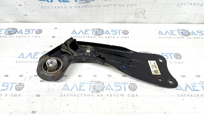 Rear left longitudinal arm VW Passat b8 16-19 USA cracked silent block