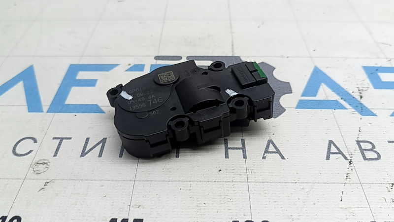 Actuator motor for the air duct of the heater with the damper Chevrolet Equinox EV 24-26