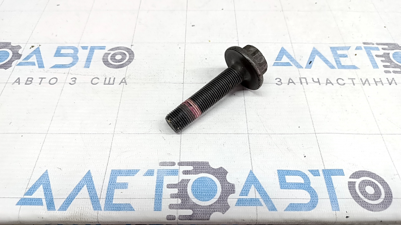 Front right outer CV joint mounting bolt VW Passat b8 16-19 USA 70mm