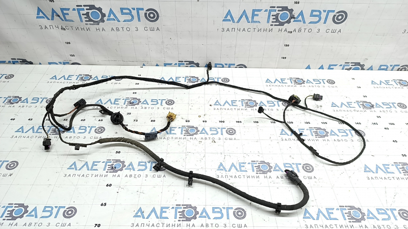 Wiring for the rear bumper of the Audi A4 B9 17-25 for 4 parking sensors, BSM and a foot opening sensor