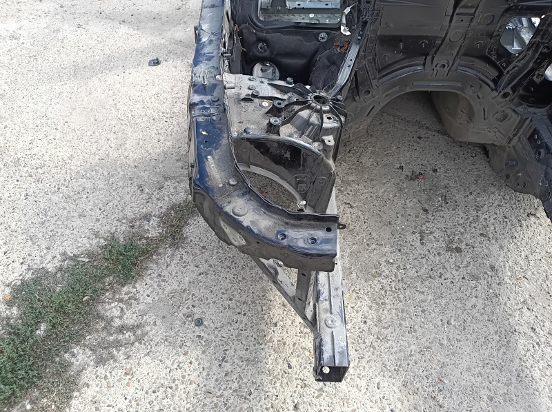 Front right quarter panel BMW X7 G07 19-26 on the body, black