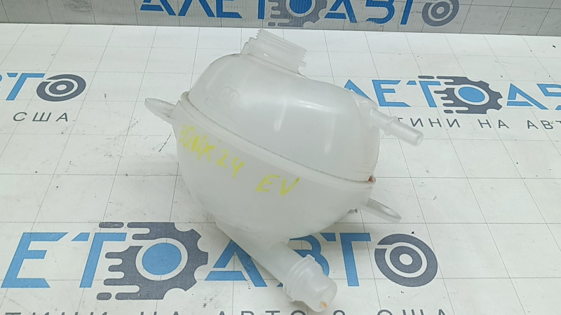Expansion tank for cooling Chevrolet Equinox EV 24-26