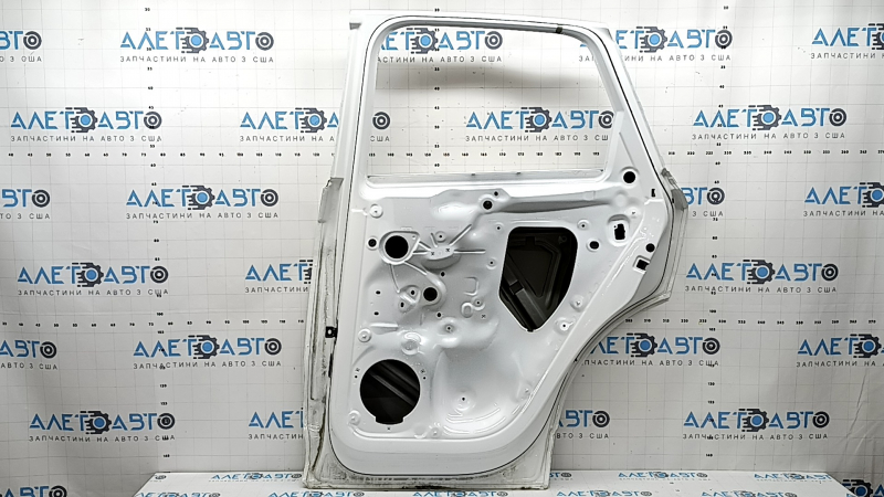 Bare rear right door Audi Q3 83A 19-25 white LY9C, with limiter, bumpers