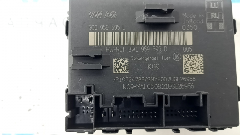 Rear right door control unit Audi Q3 83A 19-22