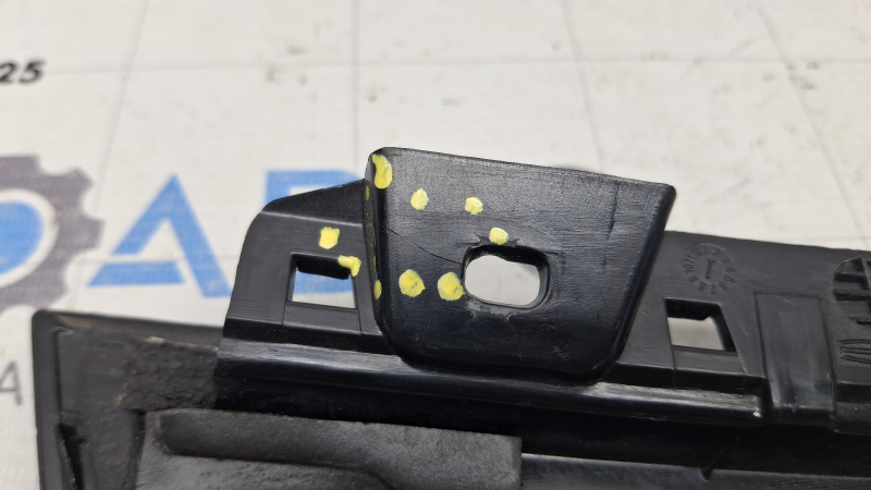 Lincoln MKX 16-18 rear side door trim, left, scratches, abrasions, crack on the mounting eye, crack on the trim body