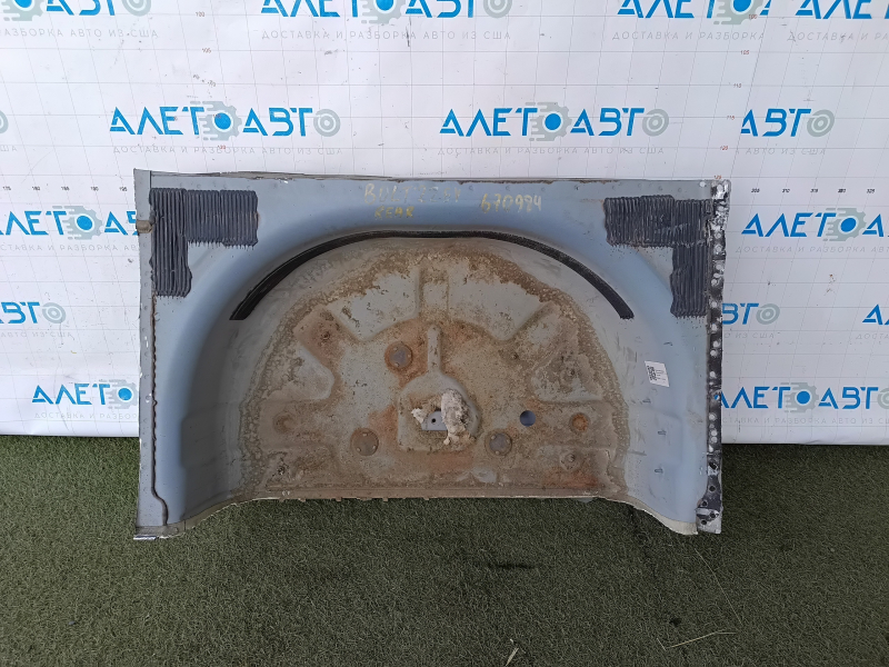The trunk trough of the Chevrolet Bolt EV 17-23 is drilled out