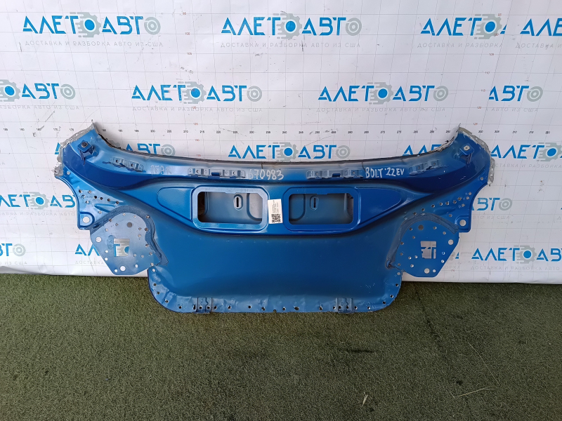 Chevrolet Bolt EV 22-23 rear panel drilled, blue