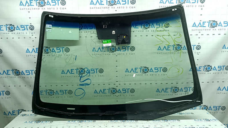 Hyundai Ioniq 17-22 windshield under the humidity sensor and camera, chips, scratches