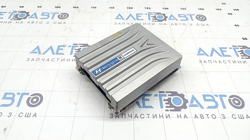 Hyundai Ioniq 17-22 Harman Kardon audio amplifier