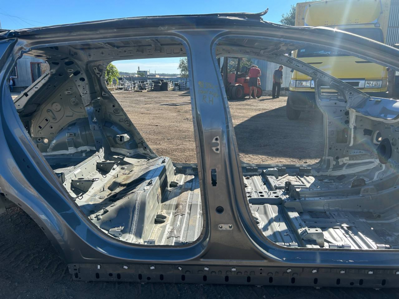 The central right body pillar of the Chevrolet Equinox EV 24-26 on the body