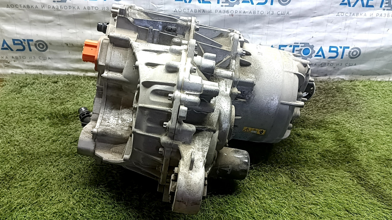 Tesla Model Y 20-25 60k rear electric motor, torn silent blocks