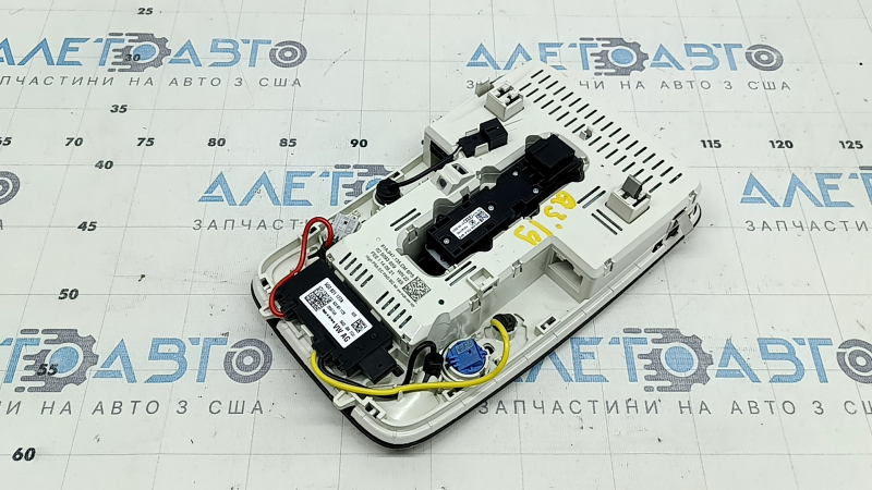 Front ceiling light assembly for Audi Q3 83A 19-23 for panoramic light, black, without plug, worn
