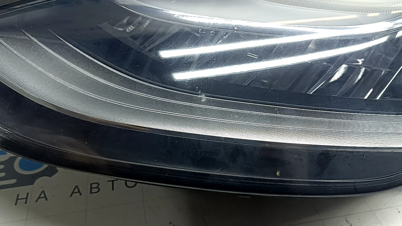 Tesla Model Y 20-25 LED front left headlight without mount, chips, scratches