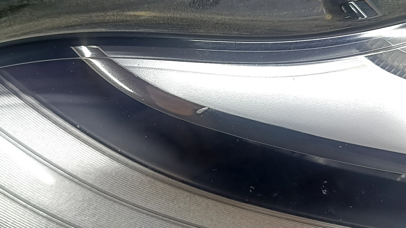 Tesla Model Y 20-25 LED front left headlight without mount, chips, scratches