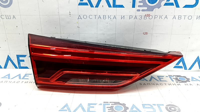 Inner tailgate light, left, Audi Q3 83A 19-25 LED, scratches