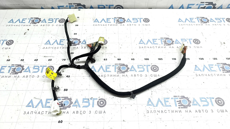 Wiring for the passenger seat of Hyundai Ioniq 17-19 for mechanics, heating