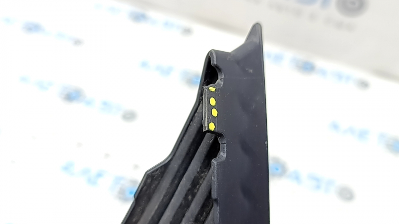 Left rear bumper plug Audi Q3 83A 19-23 upper, S-Line, structure, broken mount