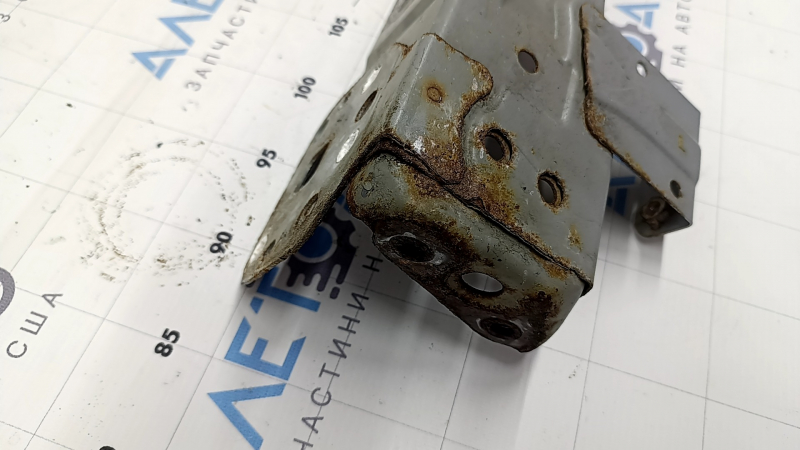 The left side TV bar for Toyota Prius 50 Prime 17-22 is rusty