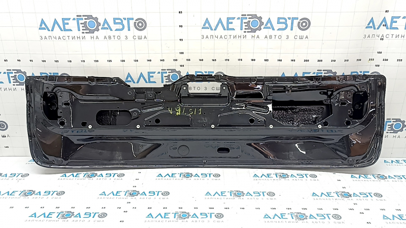 The trunk door is bare, the lower part of the BMW X5 F15 14-18 black 475, painted, paint smudges
