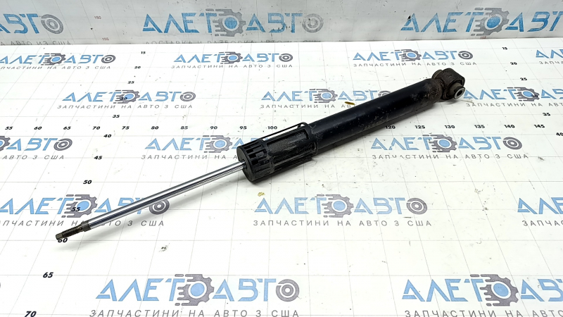 Rear left shock absorber Audi Q3 83A 19-25 rusty