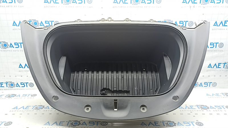 Tesla Model Y 20-25 front trunk trough chipped, scratched