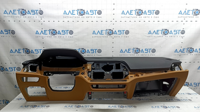 Torpedo front panel with AIRBAG BMW 3 G20 19-21 black with brown COGNAC for projection, with speaker grille
