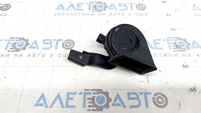Hyundai Ioniq 17-19 low beam with bracket