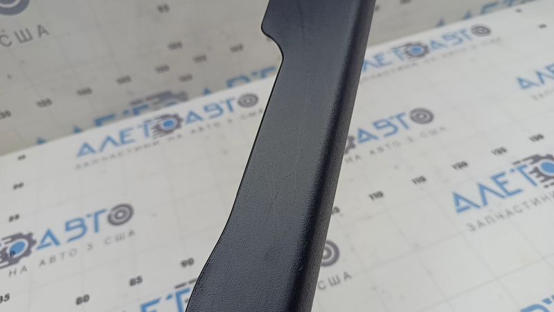 Front left door sill trim Toyota Prius 30 10-15 black, scratches, somano mount