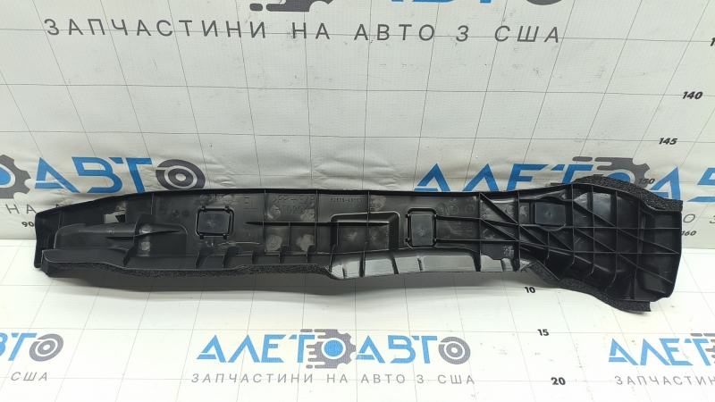 Left door-wing seal for Toyota Venza 21-24 (large)