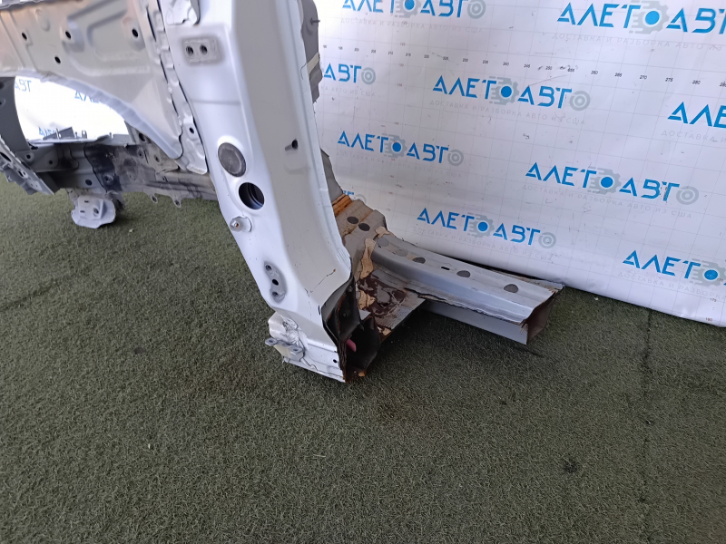 Front left quarter of Toyota Rav4 19-25 Japan built, sawed off, non-standard, white