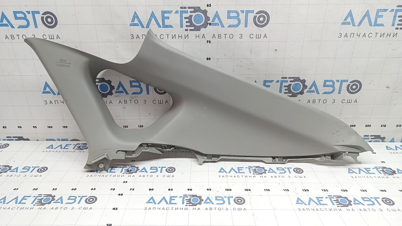 Upper right rear pillar trim Toyota Prius 30 12-15 gray, scratches, whitened plastic