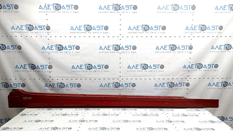 Right threshold BMW 3 G20 19-26 red, backlit, scratches, missing fragment