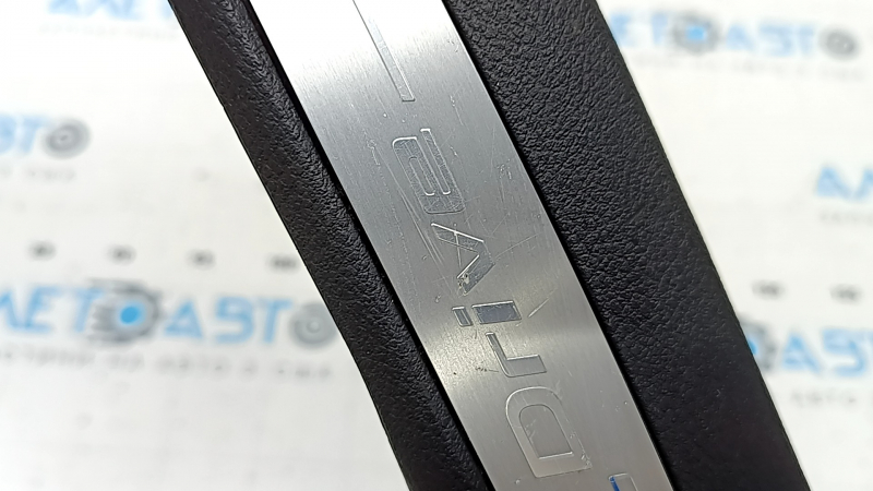 Rear left door sill trim BMW X5 F15 14-18 black for 2 rows with chrome insert E-Drive, scratches