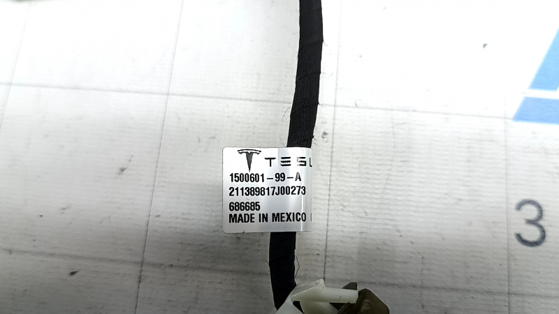Left tailgate shock absorber Tesla Model Y 20-25 electric