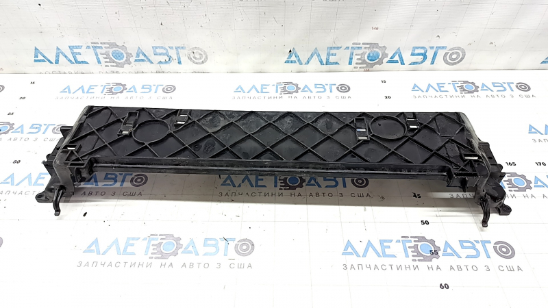 Lower radiator mounting frame for BMW X5 F15 16-18 plug-in plastic