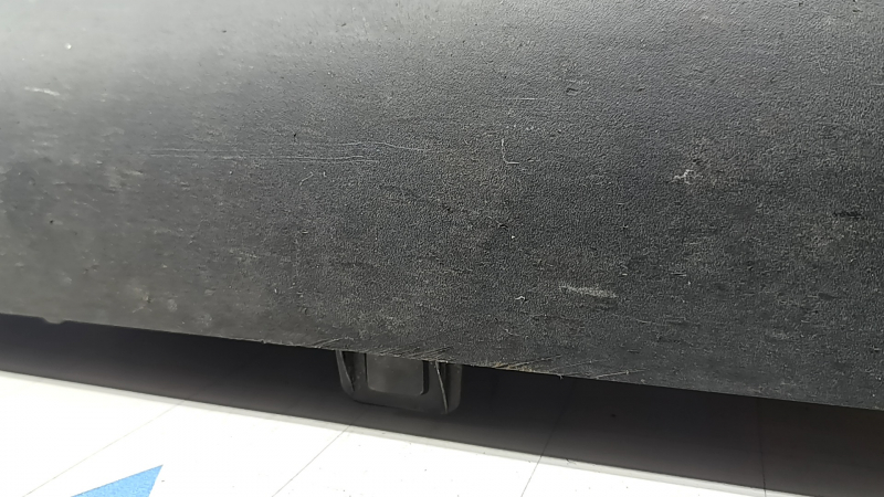 Tesla Model Y 20-25 upper right threshold structure, scratches
