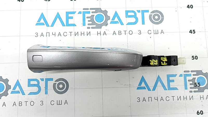 Front right outer door handle complete Audi A6 C7 12-18 keyless, with backlight, chrome, scratch