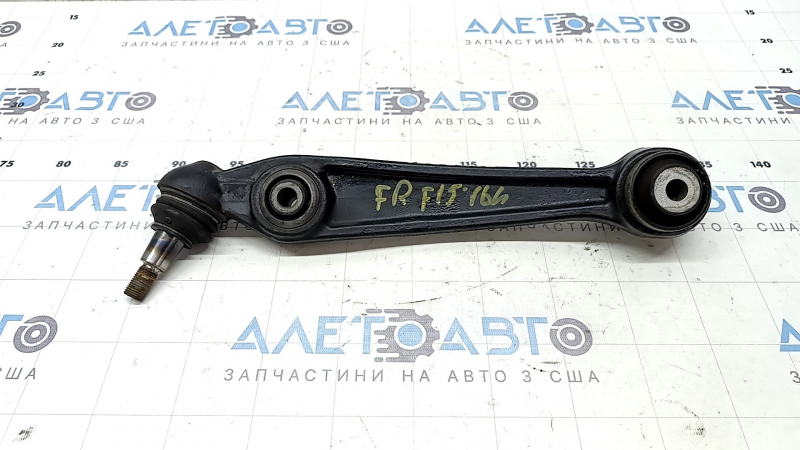 The front lower rear right arm of the BMW X5 F15 14-18 has a knocking ball joint, requiring restoration